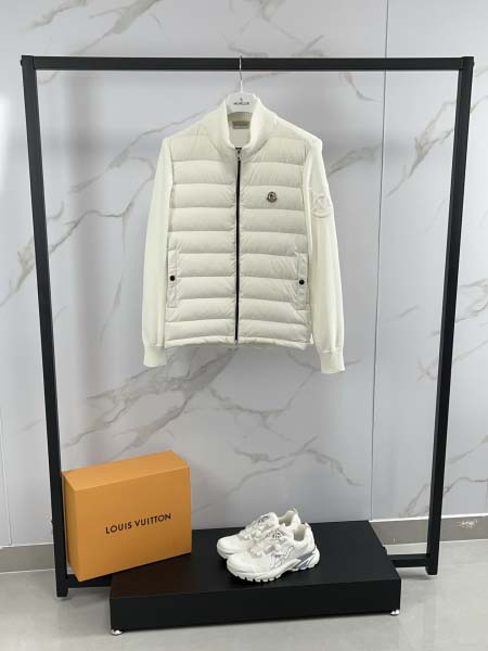 2025年11月17日秋冬新作Monclerダウンジャケット...