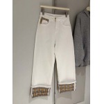 2025年11月18日入荷秋冬新作Burberry ジーパンファッション/誕生日プレゼント/贈り物 can工場