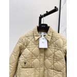 2025年11月18日入荷秋冬新作Dior ファッション/誕生日プレゼント/贈り物 can工場