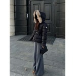 2025年11月18日入荷秋冬新作Moncler ダウンジャケット ファッション/誕生日プレゼント/贈り物 can工場