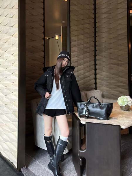 2025年11月18日入荷秋冬新作Prada ジャケット フ...