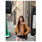 2025年11月18日入荷秋冬新作Miumiuブラウンスエードのラムウールヴィンテージメイラードの厚手コートファッション/誕生日プレゼント/贈り物 can工場