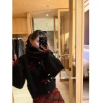 2025年11月18日入荷秋冬新作Vivienne セーター+マフラー ファッション/誕生日プレゼント/贈り物 can工場