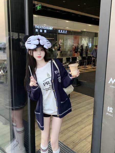 2025年11月18日入荷秋冬新作PRADAファッション/誕...