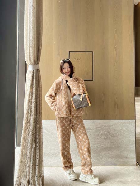 2025年11月20日入荷秋冬新作ルイヴィトンセット ファッ...