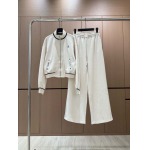 2025年11月20日入荷秋冬新作シャネルセット ファッション/誕生日プレゼント/贈り物 can工場