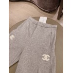 2025年11月20日入荷秋冬新作シャネル セットファッション/誕生日プレゼント/贈り物 can工場