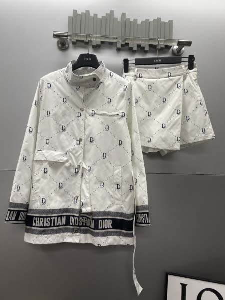 2025年11月21日入荷秋冬新作Diorファッション/誕生...