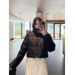 2025年11月22日入荷秋冬新作Pradaダウンジャケットファッション/誕生日プレゼント/贈り物 can工場