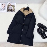 2025年11月23日入荷秋冬新作Pradaダウンジャケットファッション/誕生日プレゼント/贈り物 can工場