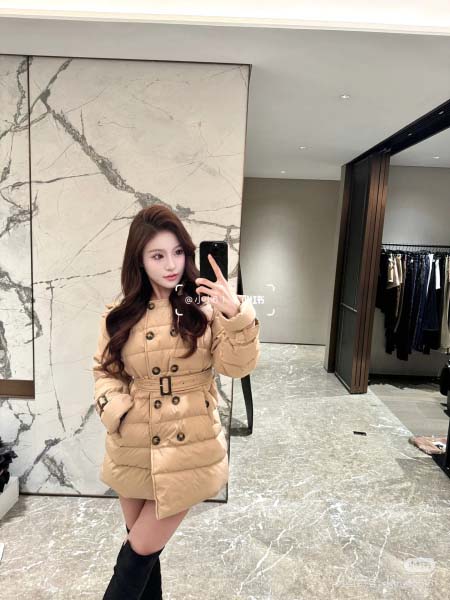 2025年11月23日入荷秋冬新作Burberryダウンジャ...