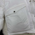 2025年11月23日入荷秋冬新作Miumiuダウンジャケットファッション/誕生日プレゼント/贈り物 can工場