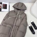 2025年11月23日入荷秋冬新作Pradaダウンジャケットファッション/誕生日プレゼント/贈り物 can工場