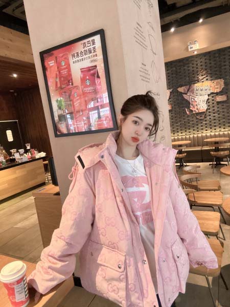 2025年11月23日入荷秋冬新作Gucciダウンジャケット...