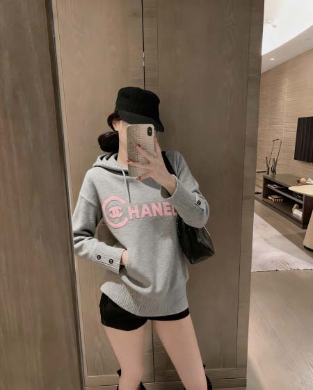 2025年11月23日入荷秋冬新作CHANEL ニット/セー...