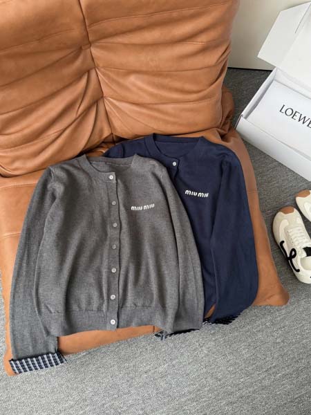 2025年11月24日入荷秋冬新作miumiuファッション/...