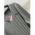 2025年11月24日入荷秋冬新作miumiuファッション/誕生日プレゼント/贈り物 can工場