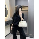 2025年11月24日入荷秋冬新作miumiuセットファッション/誕生日プレゼント/贈り物 can工場