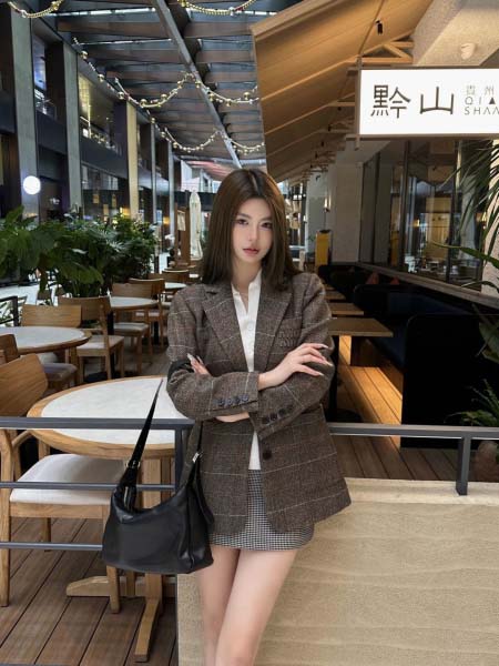 2025年11月24日入荷秋冬新作miumiu ジャケット ...