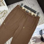 2025年11月24日入荷秋冬新作miumiuセットファッション/誕生日プレゼント/贈り物 can工場