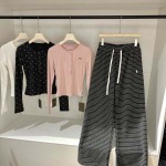 2025年11月24日入荷秋冬新作miumiu セット ファッション/誕生日プレゼント/贈り物 can工場