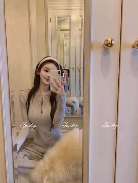 2025年11月24日入荷秋冬新作miumiuニット セット...