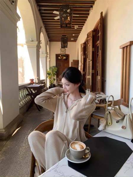 2025年11月24日入荷秋冬新作miumiu セットファッ...