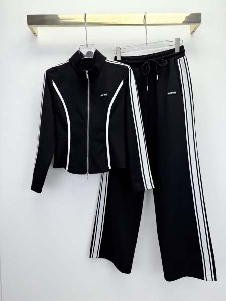 2025年11月24日入荷秋冬新作miumiuセット ファッ...