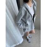 2025年11月24日入荷秋冬新作miumiuセット ファッション/誕生日プレゼント/贈り物 can工場