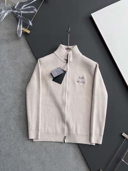 2025年11月25日入荷秋冬新作ARCTERYXカーディガ...