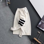 2025年11月26日入荷秋冬新作Thom Browneセーター高級なプレゼント/誕生日プレゼント/高品質/メンツ/記念品/ wenzhou工場