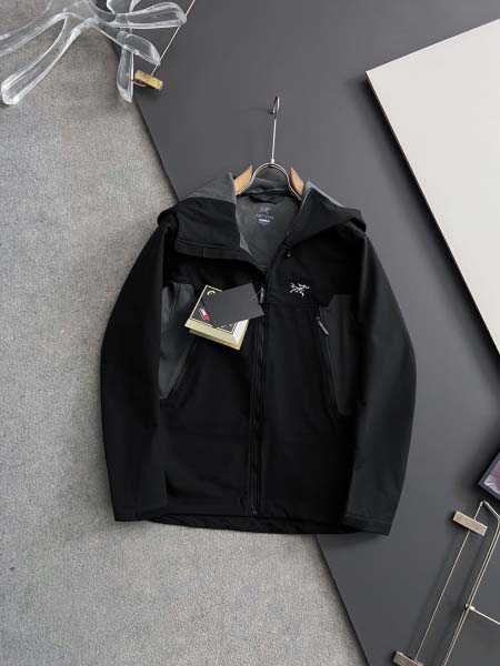 2025年11月26日入荷秋冬新作ARCTERYXジャケット...