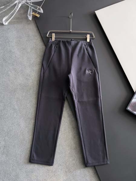 2025年11月26日入荷秋冬新作ARCTERYXスラックス...