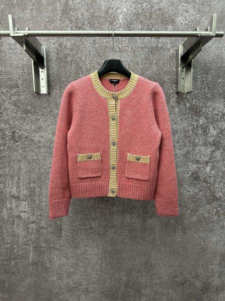 2025年11月13日秋冬新作CHANEL ニットカーディガ...