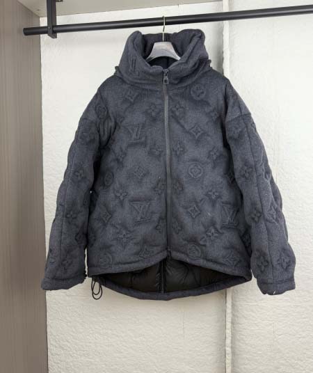 2025年11月27日秋冬新作Louis Vuittonダウ...