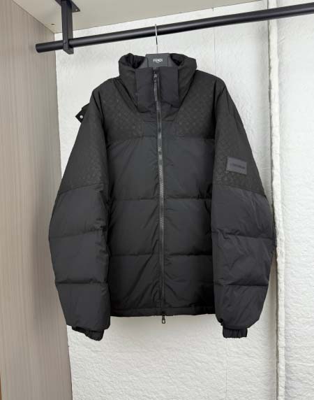 2025年11月27日秋冬新作Louis Vuittonダウ...