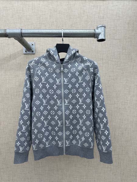 2025年11月27日秋冬新作Louis Vuitton ニ...