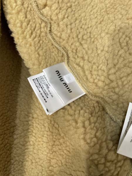 2025年12月1日秋冬新作Miu Miuジャケット高品質人気商品/LDF工場
