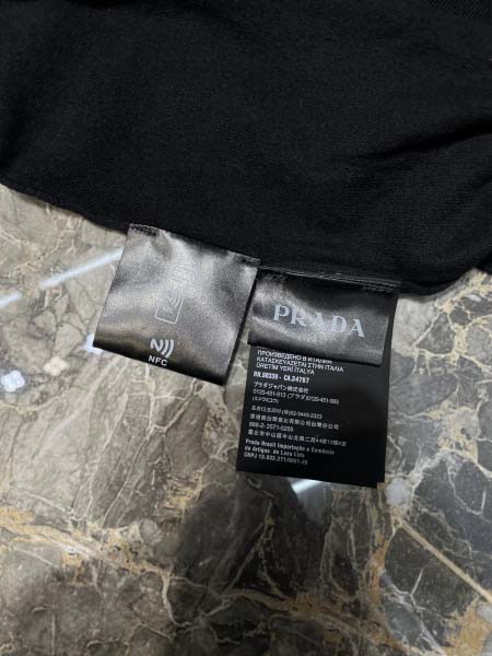 2025年12月1日秋冬新作Pradaセーター高品質人気商品/LDF工場