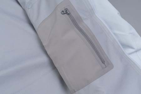 2025年12月1日秋冬新作ARCTERYXジャケット高品質人気商品/LDF工場