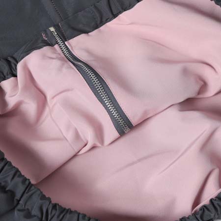 2025年12月4日秋冬新作Pradaジャケット高品質人気商品/LDF工場