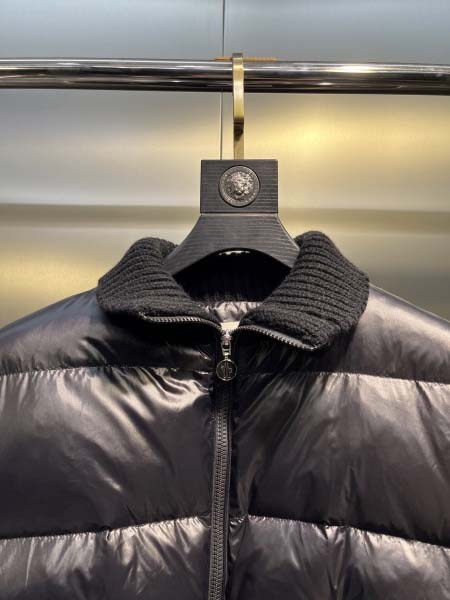 2025年12月5日秋冬新作Moncler女性用ダウンジャケット高品質人気商品/LDF工場