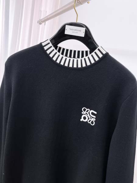 2025年12月5日入荷新作LOEWEセーター ★高級品/誕生日プレゼント/OM工場