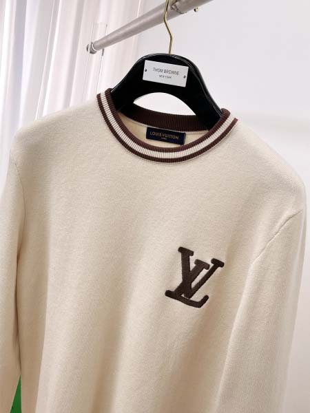 2025年12月5日入荷新作Louis Vuittonセーター ★高級品/誕生日プレゼント/OM工場