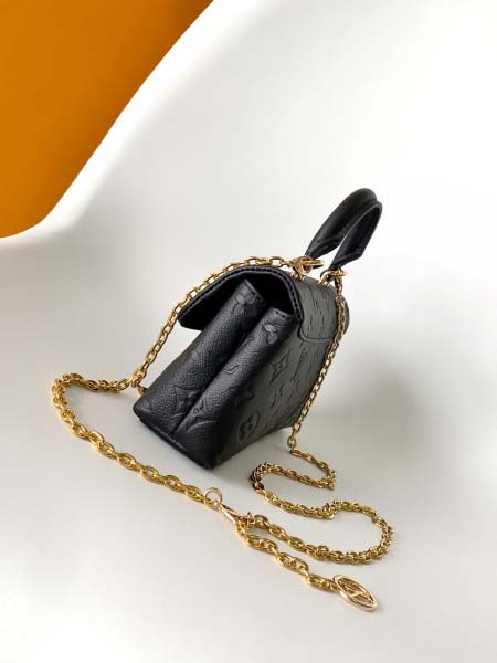 2025年12月9日入荷Louis Vuitton バッグM12145 M12144 M12211 Nano Madeleine Monogram 12.5 x 6 x 21 高品質新作/誕生日プレゼント/ZC工場