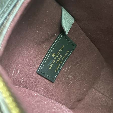 2025年12月9日入荷Louis Vuitton バッグM26304 2025 Side Trunk Monogram Saga Freja Beha Erichsen Nicolas Ghesquière 高品質新作/誕生日プレゼント/