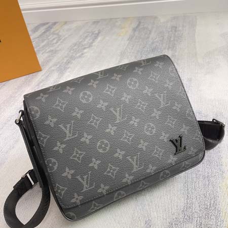 2025年12月9日入荷Louis Vuitton バッグM46255  District Monogram Eclipse LV 26.0 x 20.0 x 7.0 Monogram Eclipse 高品質新作/誕生日プレゼント/ZC工場