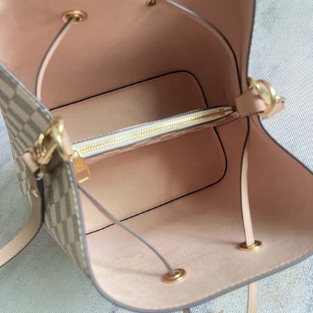 2025年12月10日入荷Louis Vuitton バッグ高品質新作/誕生日プレゼント/ZC工場