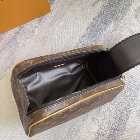 2025年12月10日入荷Louis Vuitton バッグ高品質新作/誕生日プレゼント/ZC工場