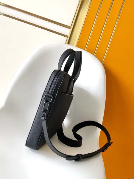 2025年12月10日入荷Louis Vuitton バッグ高品質新作/誕生日プレゼント/ZC工場